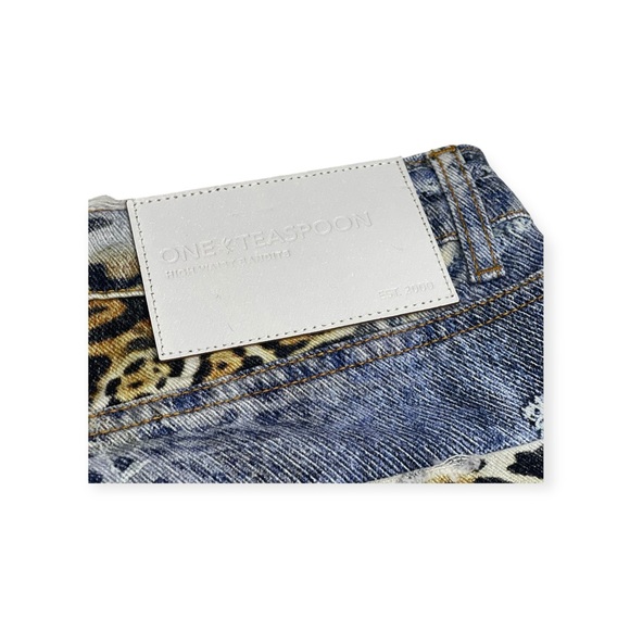 new One Teaspoon ✌︎︎ Leoparty Bandits High Waist Shorts ✌︎︎ Leopard Khaki ✌︎︎ 34 - Picture 14 of 16